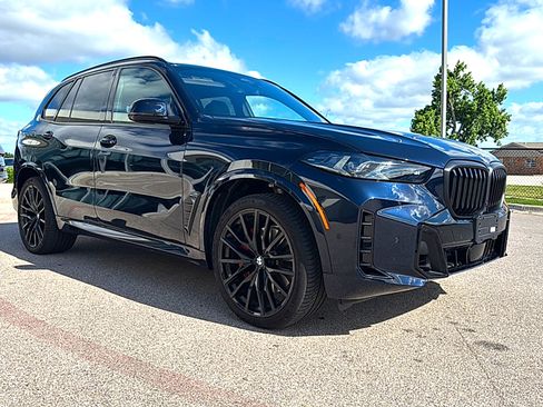Used 2026 BMW X5 xDrive40i w/ M Sport Package AWD/4WD image 3