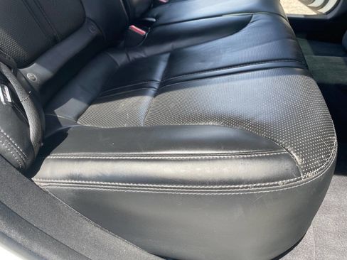 Used 2016 Kia K900 Luxury RWD image 39