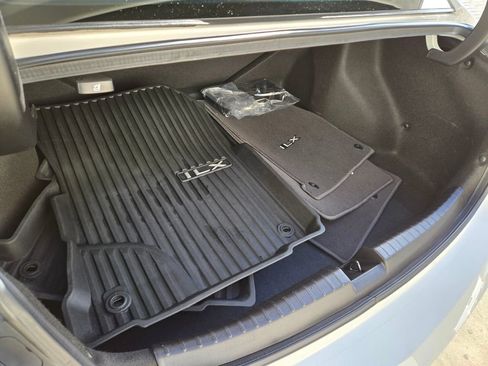 Certified 2020 Acura ILX w/ Premium Package image 17