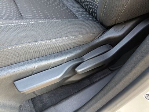 Used 2025 Chevrolet Equinox LT image 20