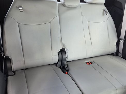 Certified 2025 Toyota Sienna XLE w/ XLE Plus Package image 11