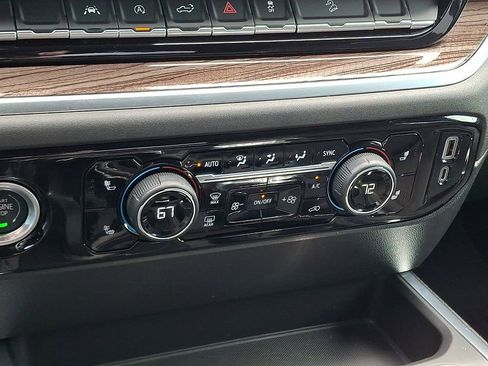 Certified 2022 Chevrolet Silverado 1500 LT Trail Boss AWD/4WD image 17