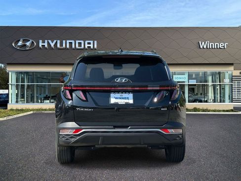 Certified 2023 Hyundai Tucson SEL AWD/4WD image 3