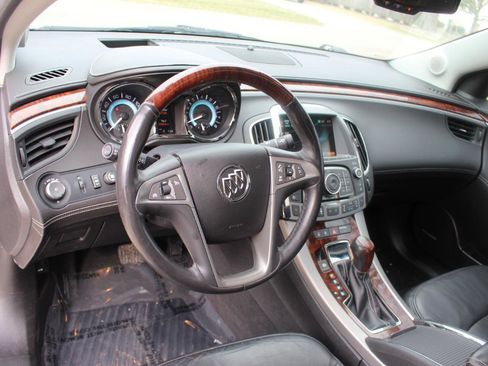 Used 2011 Buick LaCrosse CXS w/ Driver Confidence Package image 18