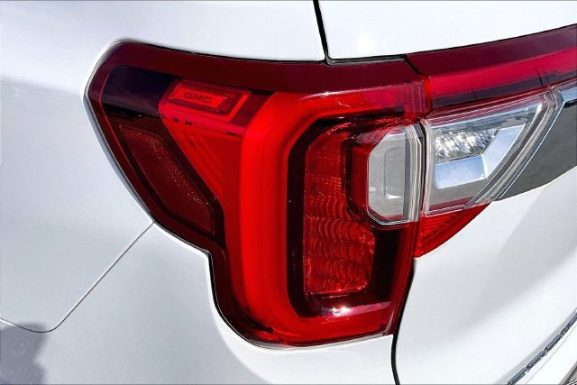 Used 2020 GMC Acadia Denali FWD image 33