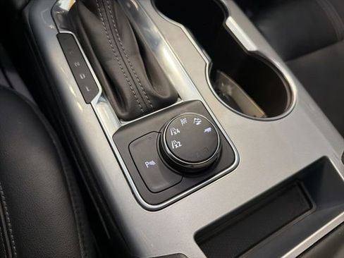 Used 2020 Chevrolet Blazer LT w/ Sound & Technology Package image 30