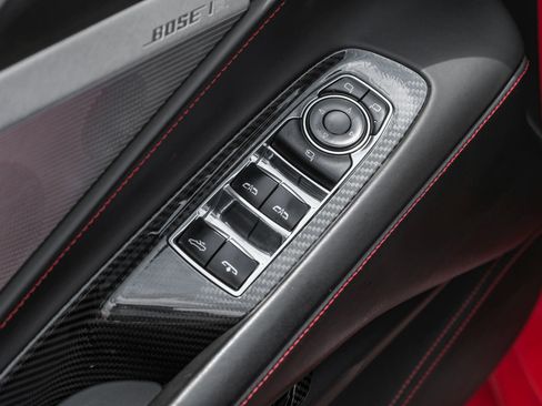 Used 2021 Chevrolet Corvette Stingray Premium Conv w/ Z51 Performance Package RWD image 30