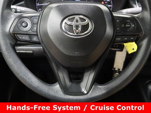 Used 2024 Toyota Corolla LE image 21