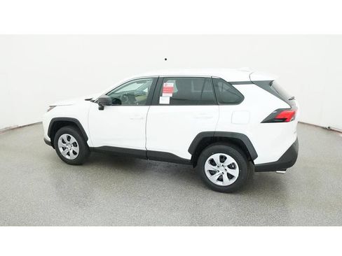 Used 2025 Toyota RAV4 LE FWD image 5