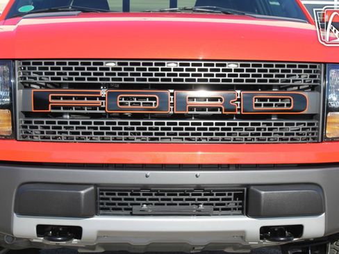 Used 2010 Ford F150 Raptor image 27