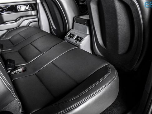 New 2025 INEOS Grenadier Fieldmaster Edition image 19