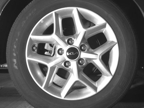 Used 2025 Kia Soul LX w/ LX Technology Package FWD image 15