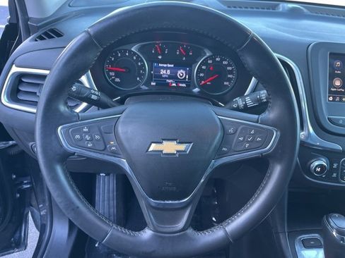 Used 2020 Chevrolet Equinox LT image 18