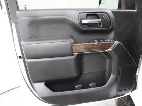 Used 2019 GMC Sierra 1500 SLE w/ SLE Value Package AWD/4WD image 6