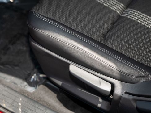 Used 2025 MAZDA CX-50 AWD 2.5 S w/ Weather Package image 35