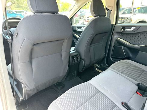 Used 2020 Ford Escape SE FWD image 24