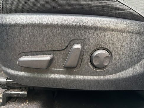 Used 2021 Kia Soul EX image 10