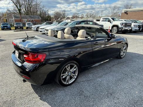 Used 2015 BMW M235i Convertible RWD image 30