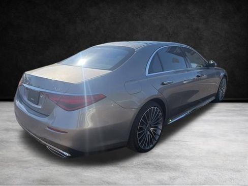Used 2021 Mercedes-Benz S 580 4MATIC Sedan image 4