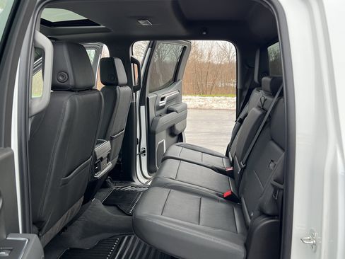 Used 2025 Chevrolet Silverado 1500 RST image 37