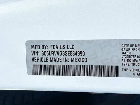 Used 2025 RAM ProMaster 2500 w/ U-Haul Equipment Group FWD image 29