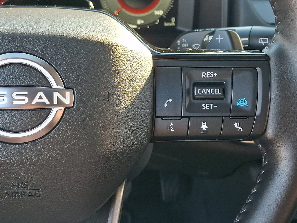 Certified 2025 Nissan Rogue SL w/ Tech Package AWD/4WD image 23