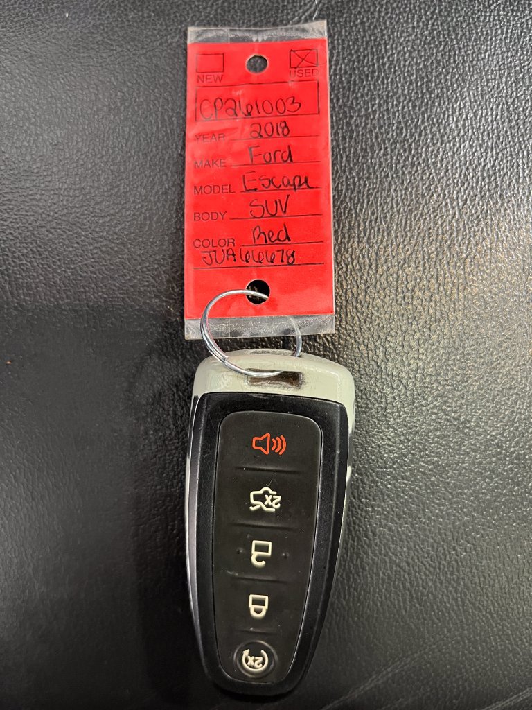 Used 2018 Ford Escape Titanium w/ Ford Safe & Smart Package AWD/4WD image 35