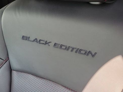 Used 2025 Honda Ridgeline Black Edition image 11