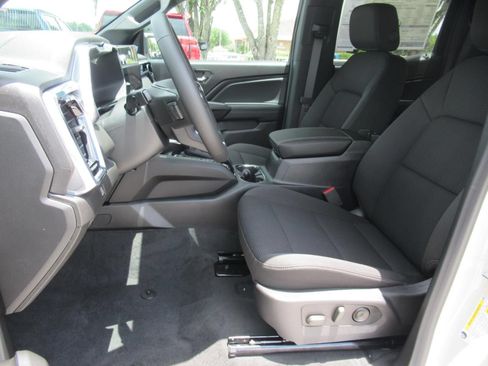 New 2026 GMC Canyon Elevation w/ Convenience Package RWD image 18
