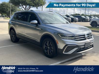 Certified 2022 Volkswagen Tiguan SE w/ Panoramic Sunroof Package