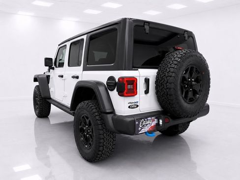 Used 2023 Jeep Wrangler Unlimited Rubicon 4xe AWD/4WD image 10