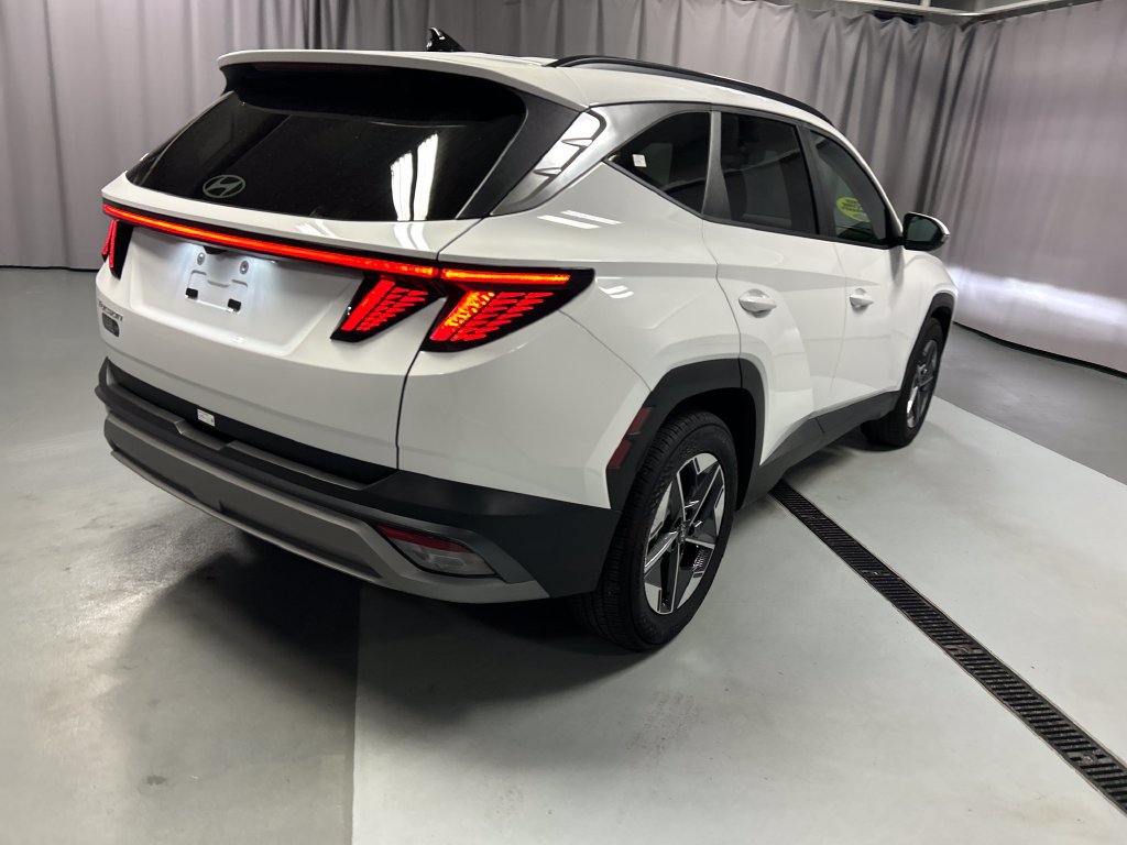 Used 2026 Hyundai Tucson SEL FWD image 7