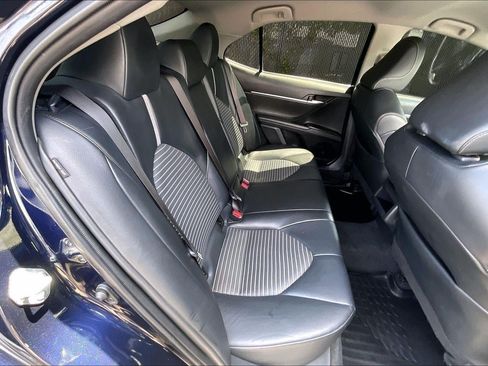 Used 2022 Toyota Camry SE FWD image 21