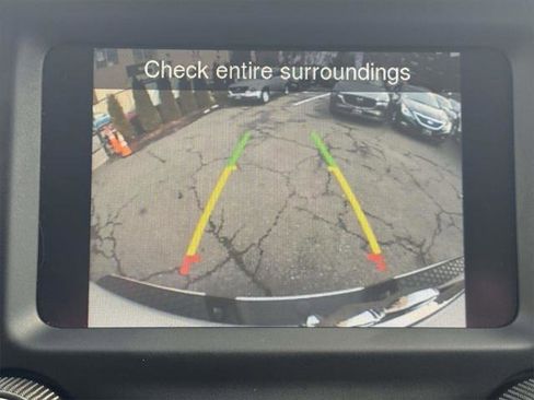 Used 2024 RAM 1500 Classic SLT image 21