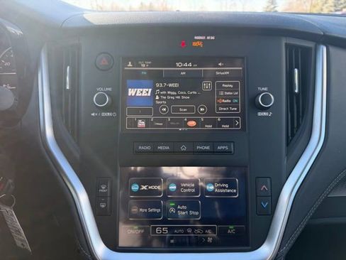 Used 2025 Subaru Outback image 7