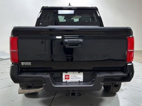 Certified 2025 Toyota Tacoma SR5 image 4