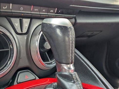 Used 2020 Chevrolet Camaro LT RWD image 8