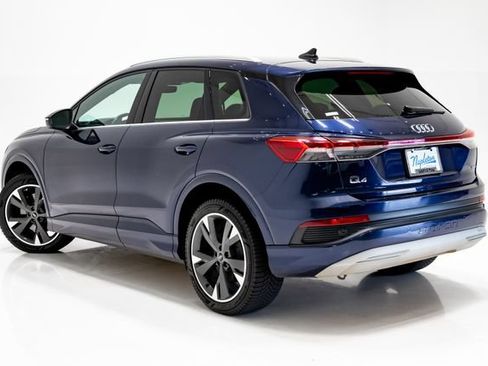 Used 2022 Audi Q4 e-tron Premium w/ Convenience Package AWD/4WD image 28