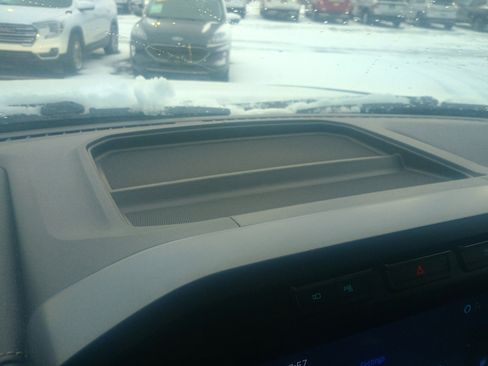 Used 2023 Ford F150 Lightning XLT image 25