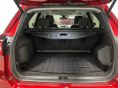 Used 2020 Chevrolet Equinox LT FWD image 19