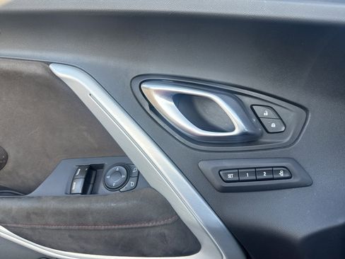 Used 2018 Chevrolet Camaro ZL1 image 7