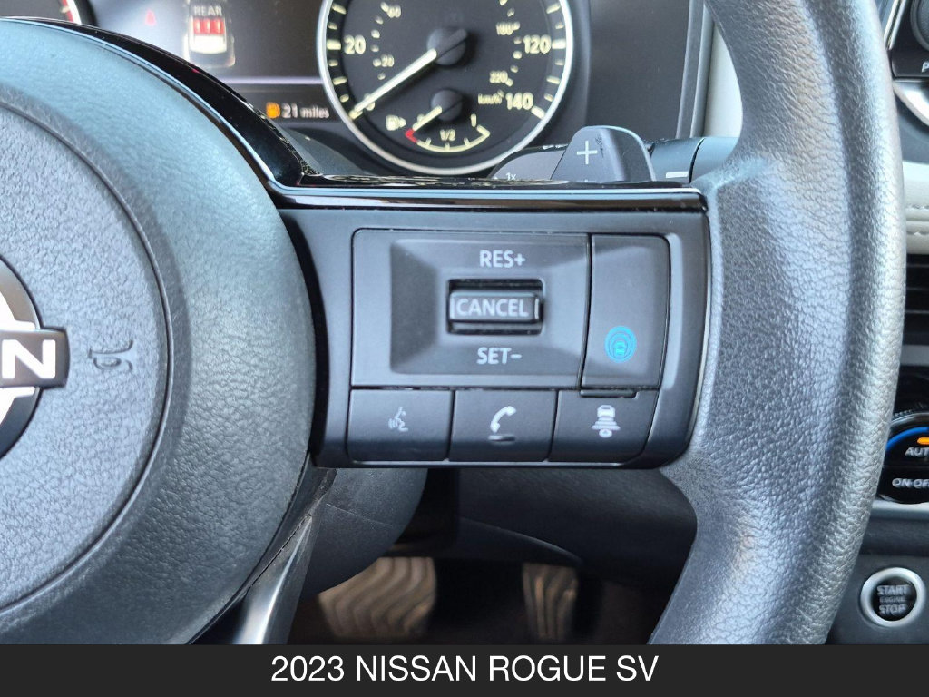 Used 2023 Nissan Rogue SV FWD image 18