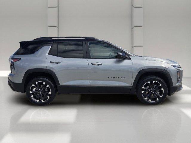 Used 2026 Chevrolet Equinox RS w/ Convenience Package III FWD image 6