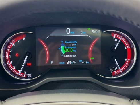 Used 2024 Toyota RAV4 XLE Premium image 13