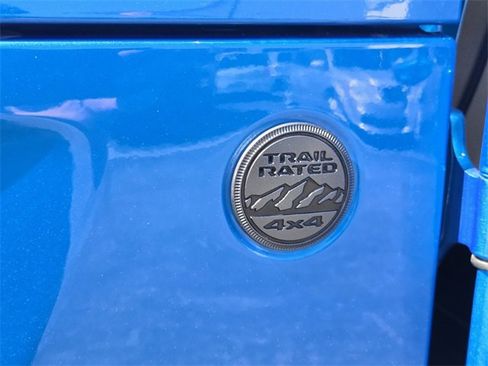 Certified 2023 Jeep Gladiator Overland image 12