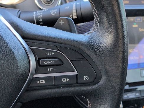 Used 2017 INFINITI Q60 Red Sport 400 image 27