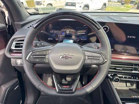 New 2026 Chevrolet Traverse RS AWD/4WD image 19