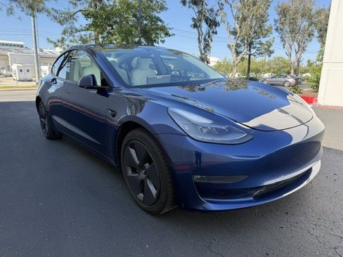 Used 2022 Tesla Model 3 Long Range AWD/4WD image 2
