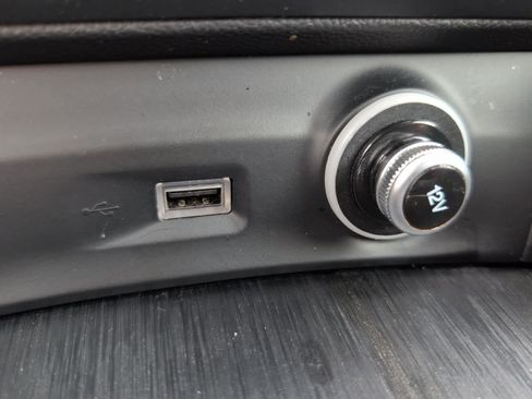 Used 2022 Alfa Romeo Stelvio Sprint image 23