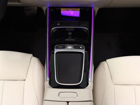 New 2026 Mercedes-Benz GLB 250 4MATIC image 11